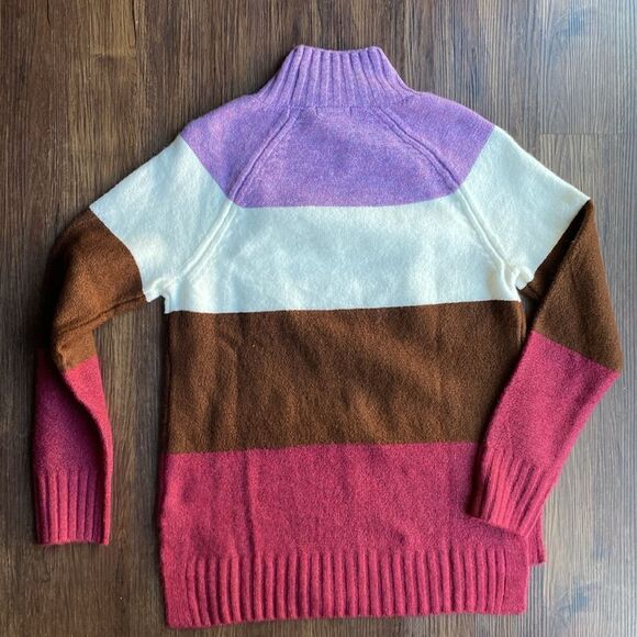 Love Ellie Purple Colorblock Sweater - Picture 7 of 7
